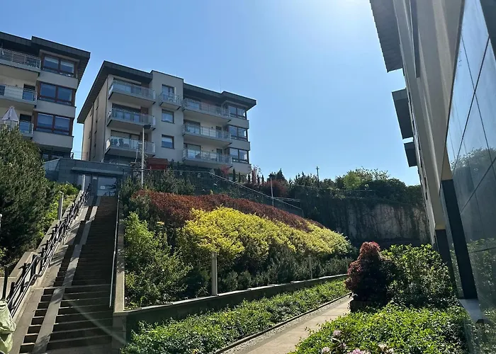 Daire Bovis Center Redlowo *